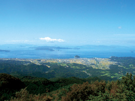 高縄山から臨む鹿島